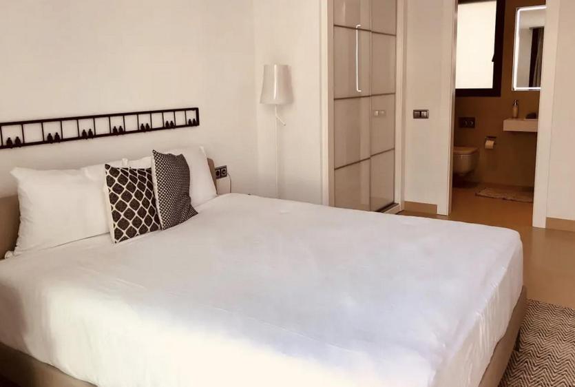 Luxurioeses Apartment In Benidorm Mit Pool Luaran gambar